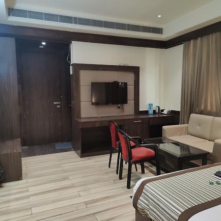 Hotel Sanjay Galaxy,קאנפור מראה חיצוני תמונה